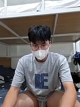 Gwencloudy online show from 07.04.26