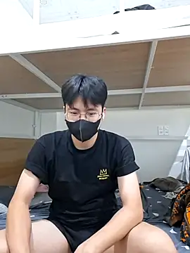Gwencloudy online show from 07.14.26