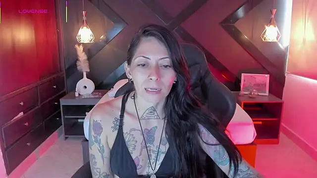 dark gotica online show from 09.25.25