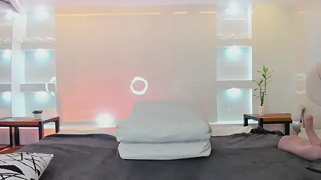 martina mayers online show from 03.18.25