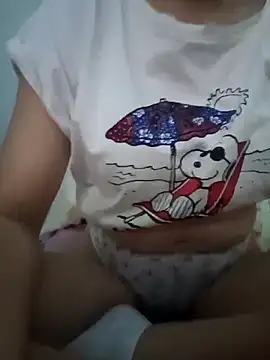 Snapshot of bruna_safadinhaa chatting on 11.27.25 bruna safadinhaa online show from 11.27.25