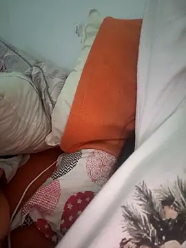 Snapshot of bruna_safadinhaa chatting on 04.09.26 bruna safadinhaa online show from 04.09.26