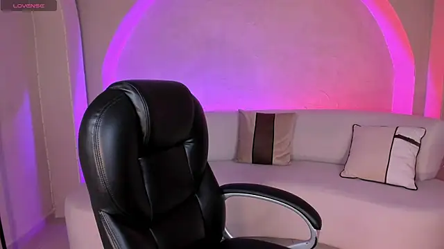 AlessiaCorleone  online show from 10.09.25