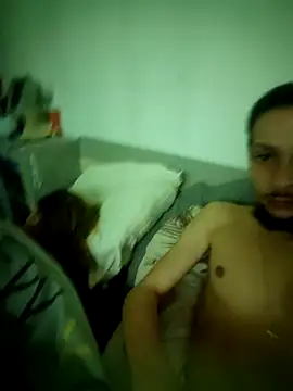 Snapshot of Luka932 chatting on 10.16.25 Luka932 online show from 10.16.25