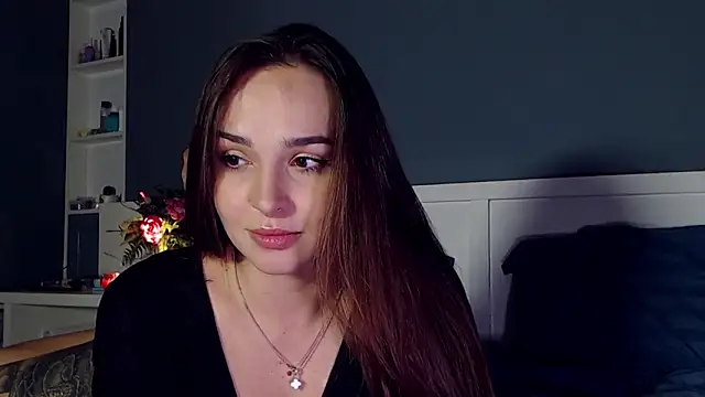 Snapshot of MeIisaLove chatting on 12.05.24 MeIisaLove online show from 12.05.24