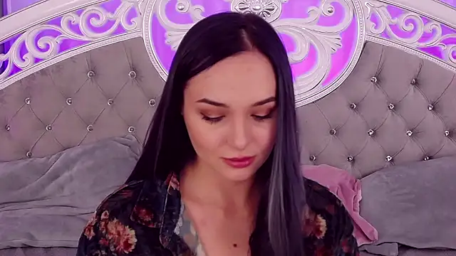 Snapshot of MeIisaLove chatting on 03.06.25 MeIisaLove online show from 03.06.25