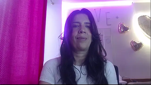 Victoria meester online show from 02.25.25