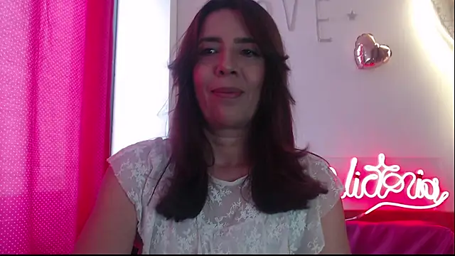 Victoria meester online show from 03.21.25