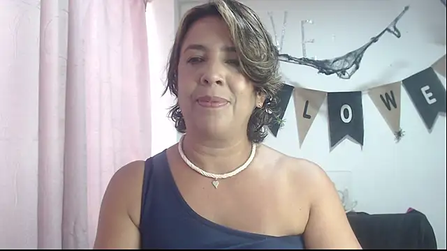 Victoria meester online show from 10.06.25