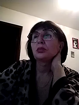 AlbinaXPretty online show from 12.28.24