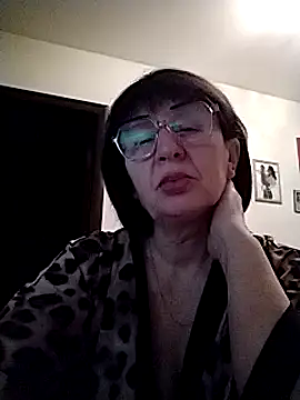 AlbinaXPretty online show from 01.05.25