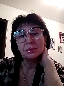 AlbinaXPretty online show from 01.11.25