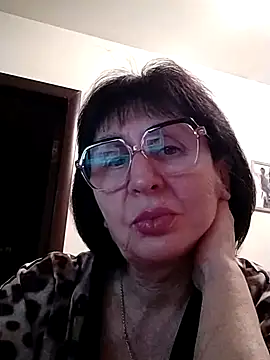 AlbinaXPretty online show from 01.16.25