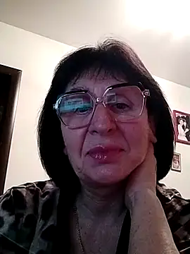 AlbinaXPretty online show from 01.20.25