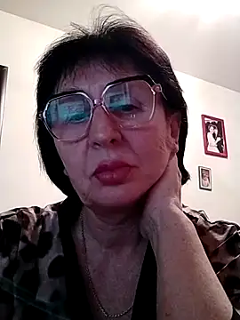 AlbinaXPretty online show from 02.03.25