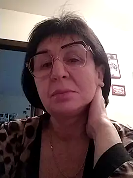 AlbinaXPretty online show from 02.08.25