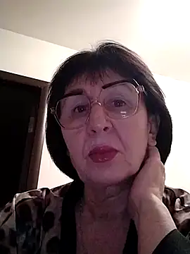 AlbinaXPretty online show from 02.27.25