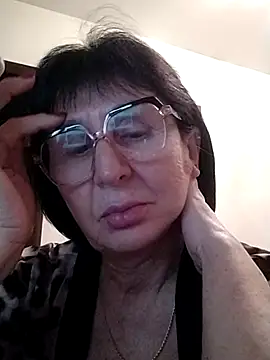 AlbinaXPretty online show from 03.19.25