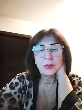 AlbinaXPretty online show from 10.03.25