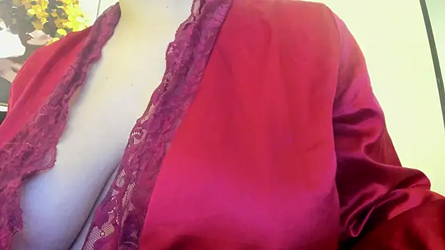 Snapshot of dolly_zoe chatting on 02.11.26 dolly zoe online show from 02.11.26