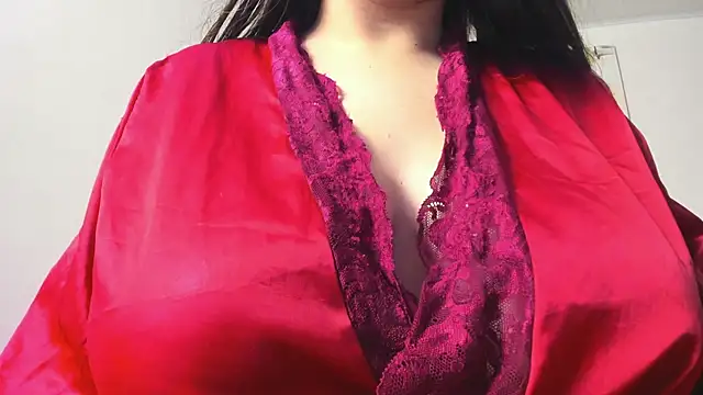 Snapshot of dolly_zoe chatting on 02.14.26 dolly zoe online show from 02.14.26