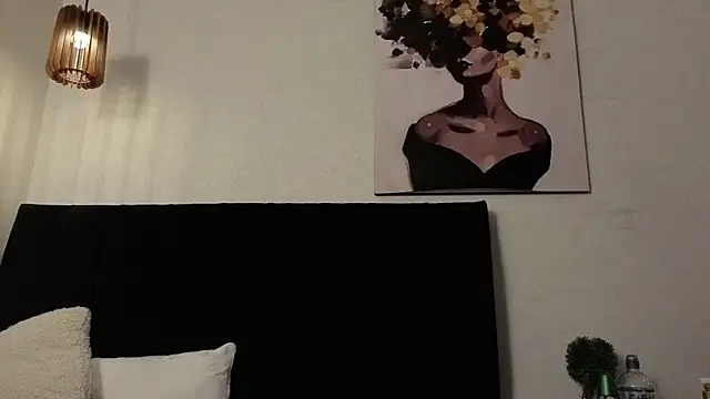 Snapshot of dolly_zoe chatting on 02.27.26 dolly zoe online show from 02.27.26