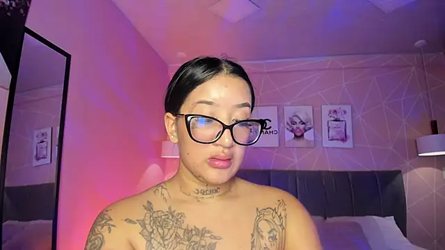 ayshel   online show from 12.04.25