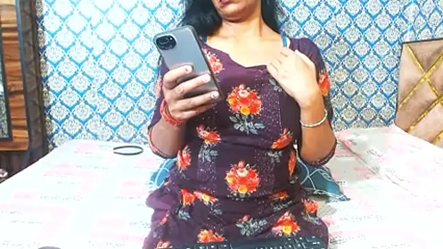 nikitahot3 online show from 10.22.25