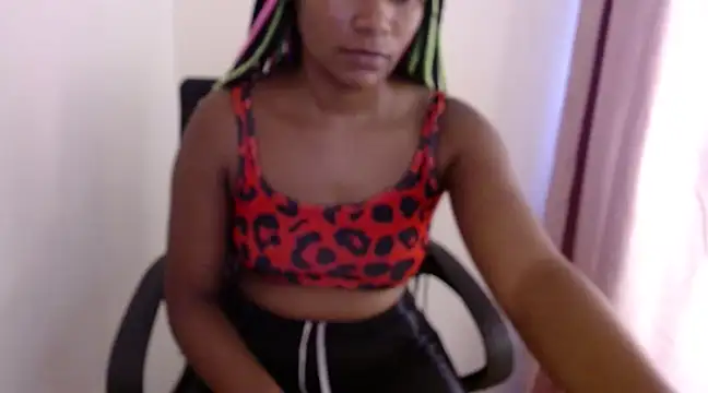 savage laura online show from 02.23.25