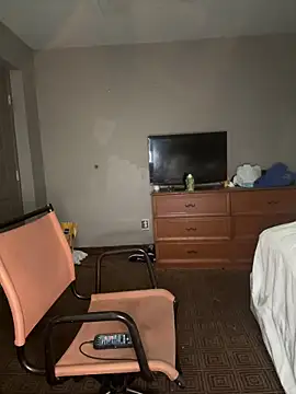 Stressreliever82 online show from 04.15.26