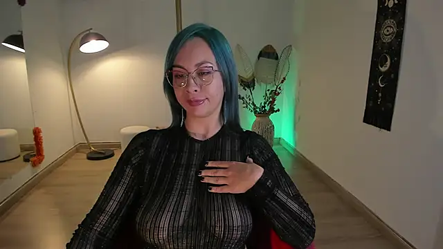 Kat Art online show from 02.22.25