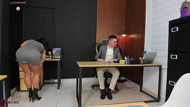 Office Naughty Girl online show from 12.05.24