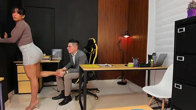 Office Naughty Girl online show from 12.07.24