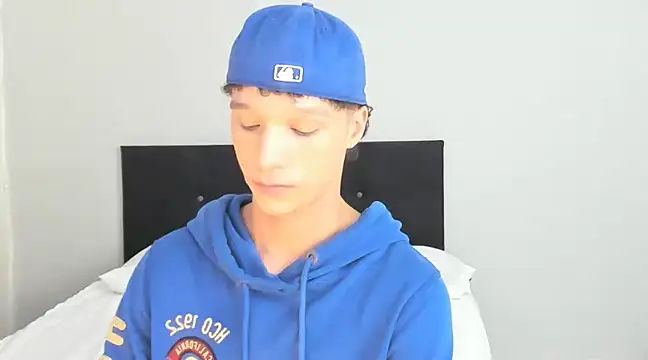 angelcortes online show from 03.04.25