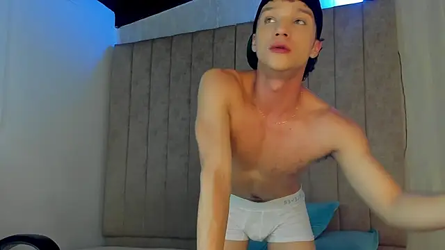 angelcortes online show from 11.08.25