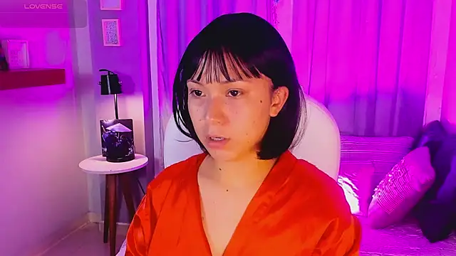 Snapshot of CoralineRicce_ chatting on 01.24.25 CoralineRicce online show from 01.24.25