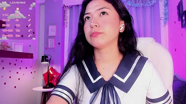 Snapshot of CoralineRicce_ chatting on 03.14.25 CoralineRicce online show from 03.14.25