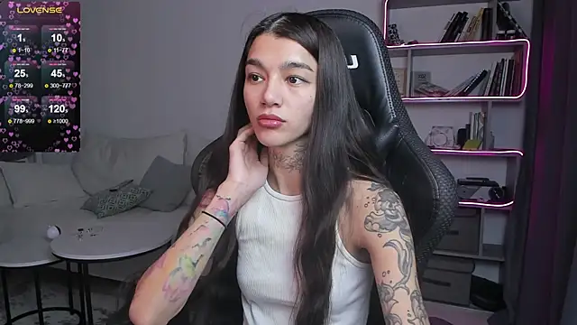 vinkitinkii online show from 01.14.25