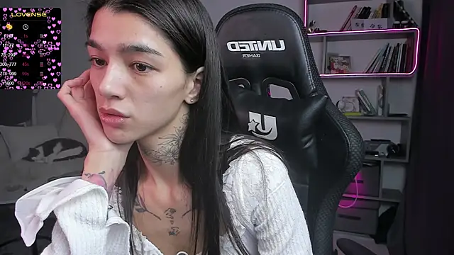 vinkitinkii online show from 02.06.25