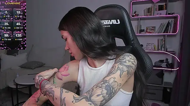 vinkitinkii online show from 02.27.25