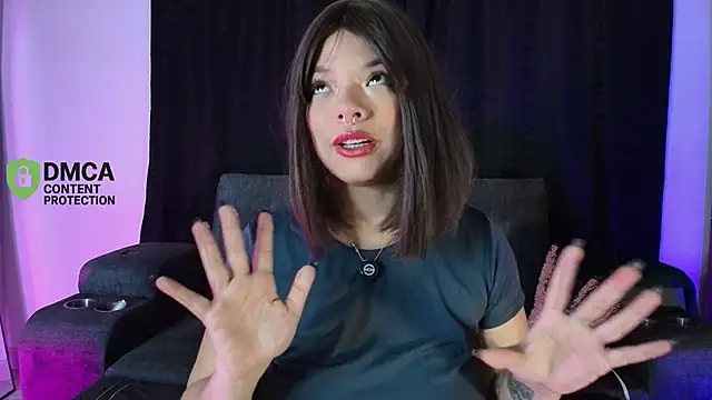 yungelitamor  online show from 03.06.26