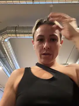 Snapshot of petrouchkaaa_ chatting on 01.29.25 petrouchkaaa online show from 01.29.25