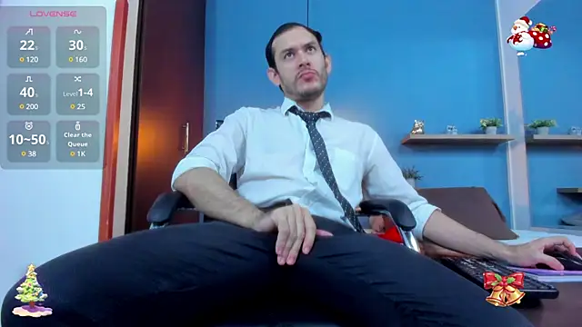 Snapshot of jeanpiere_ chatting on 12.13.24 jeanpiere online show from 12.13.24