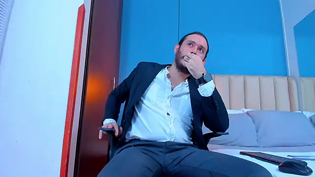 Snapshot of jeanpiere_ chatting on 09.14.25 jeanpiere online show from 09.14.25