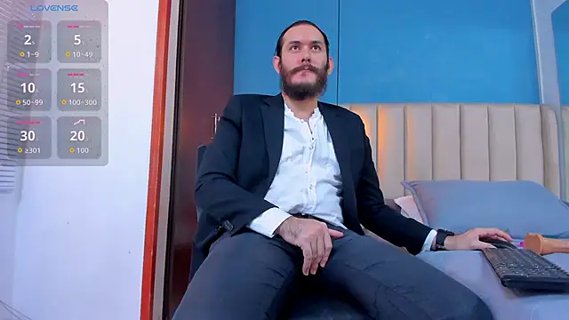 Snapshot of jeanpiere_ chatting on 10.15.25 jeanpiere online show from 10.15.25