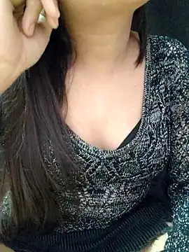 Snapshot of Roshni_98 chatting on 11.04.25 Roshni 98 online show from 11.04.25