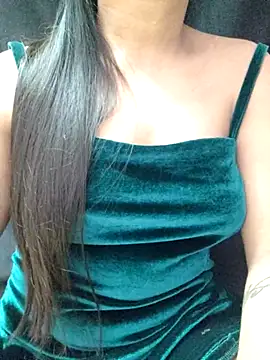 Snapshot of Roshni_98 chatting on 11.24.25 Roshni 98 online show from 11.24.25