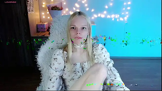 Emily Nyaffee online show from 03.14.25