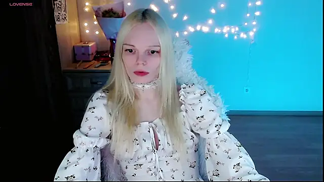 Emily Nyaffee online show from 03.14.25