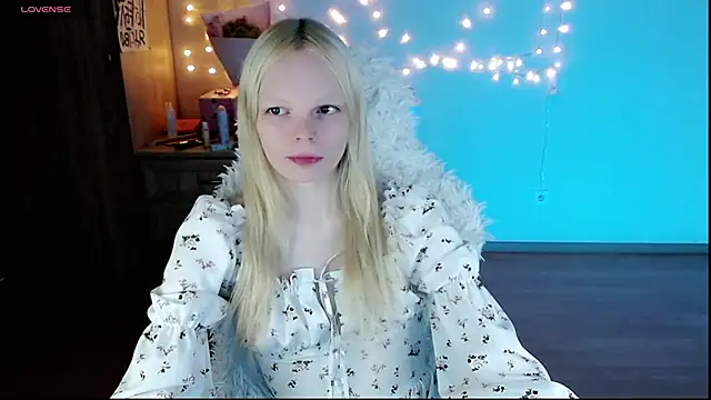 Emily Nyaffee online show from 03.19.25